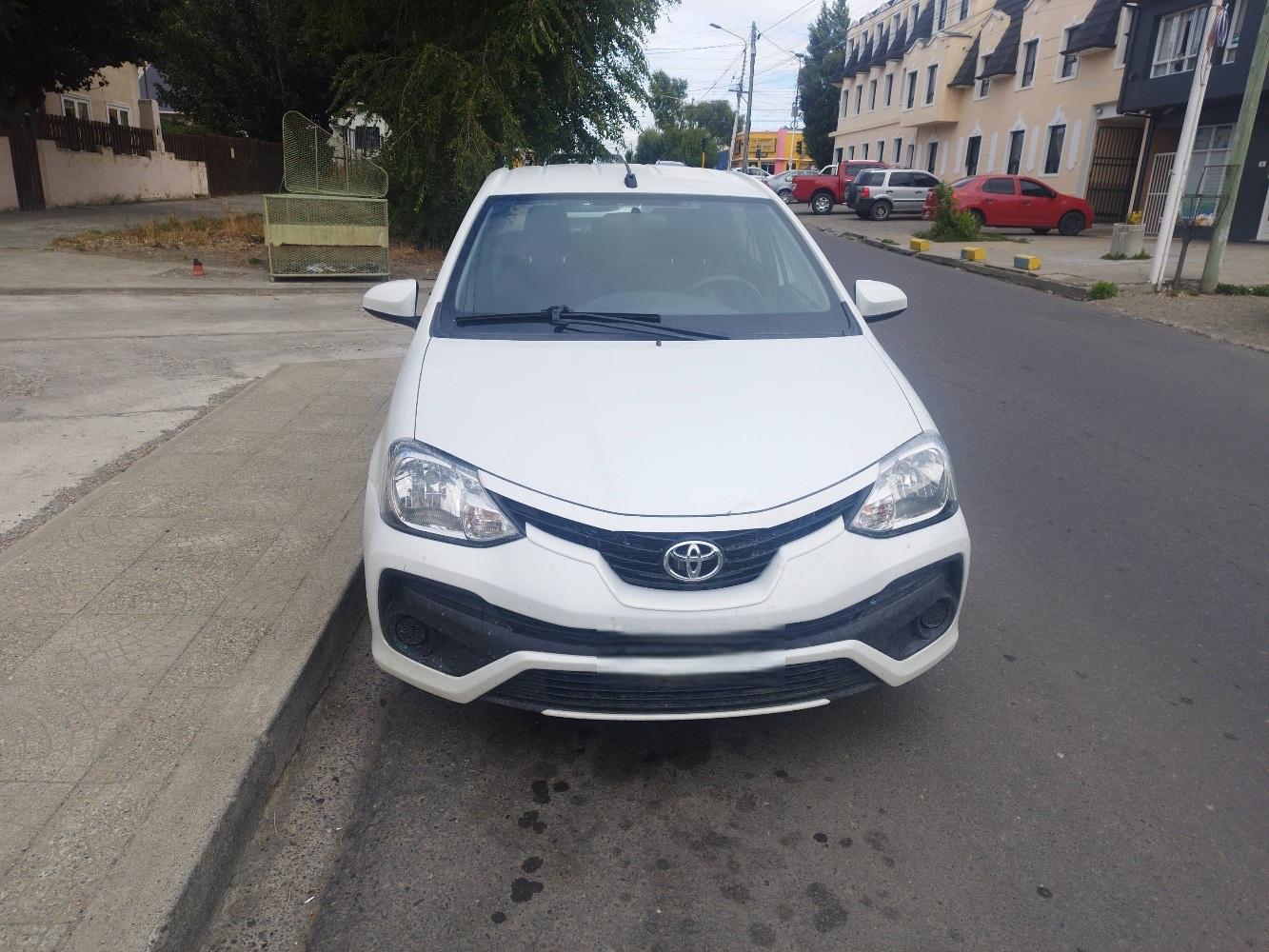Toyota ETIOS X 1.5 6M/T 4P