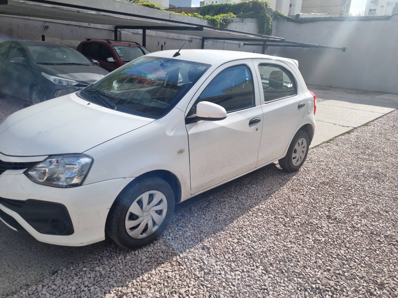 Foto de Toyota ETIOS X 1.5 6M/T 5P