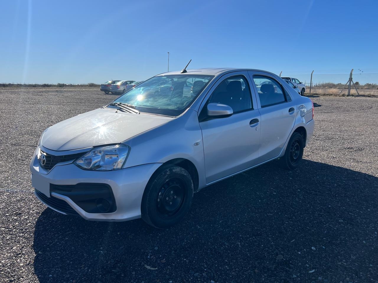 Foto de Toyota ETIOS X 1.5 6M/T 4P