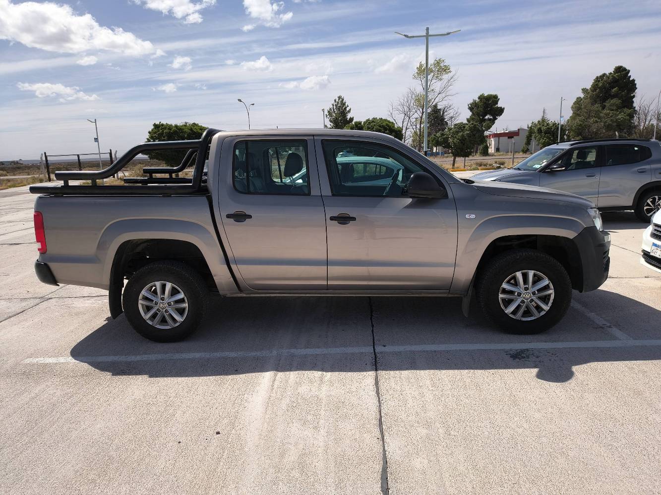 Foto de VOLKSWAGEN AMAROK TRENDLINE 4X4 2.0L TDI 140 CV
