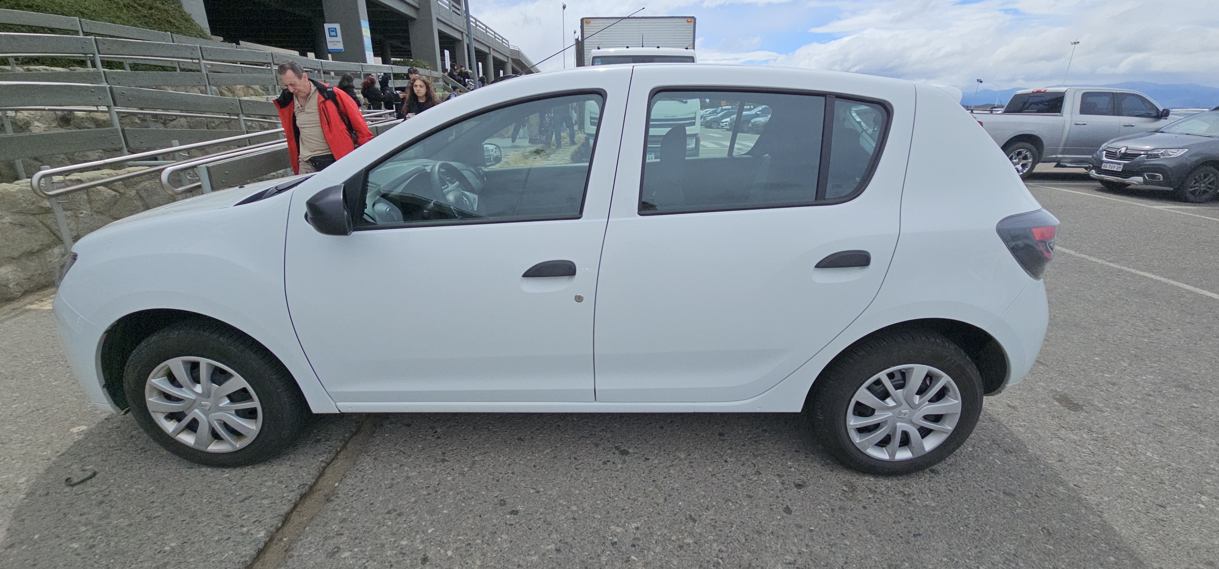 Foto de Renault SANDERO PH2 LIFE 1.6