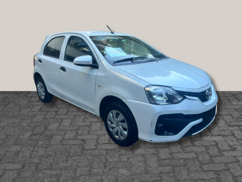 Toyota ETIOS X 1.5 6M/T 5P