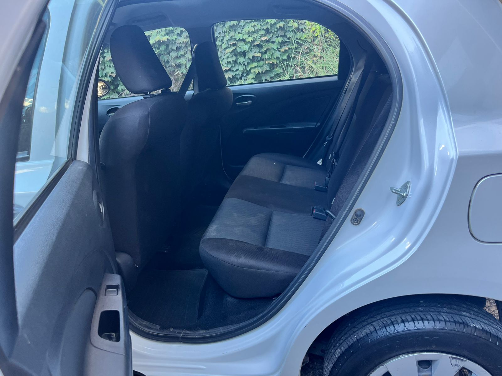 Toyota ETIOS X 1.5 6M/T 5P