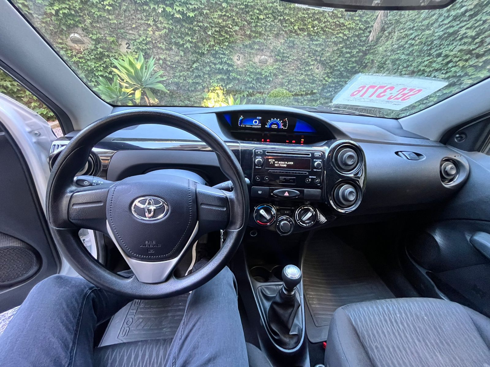 Toyota ETIOS X 1.5 6M/T 5P
