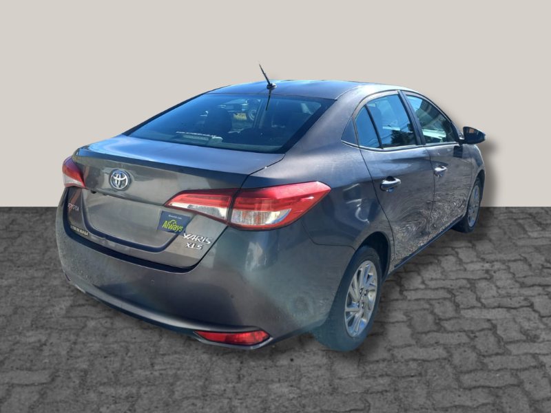 Toyota YARIS XLS 1.5 6M/T 4P