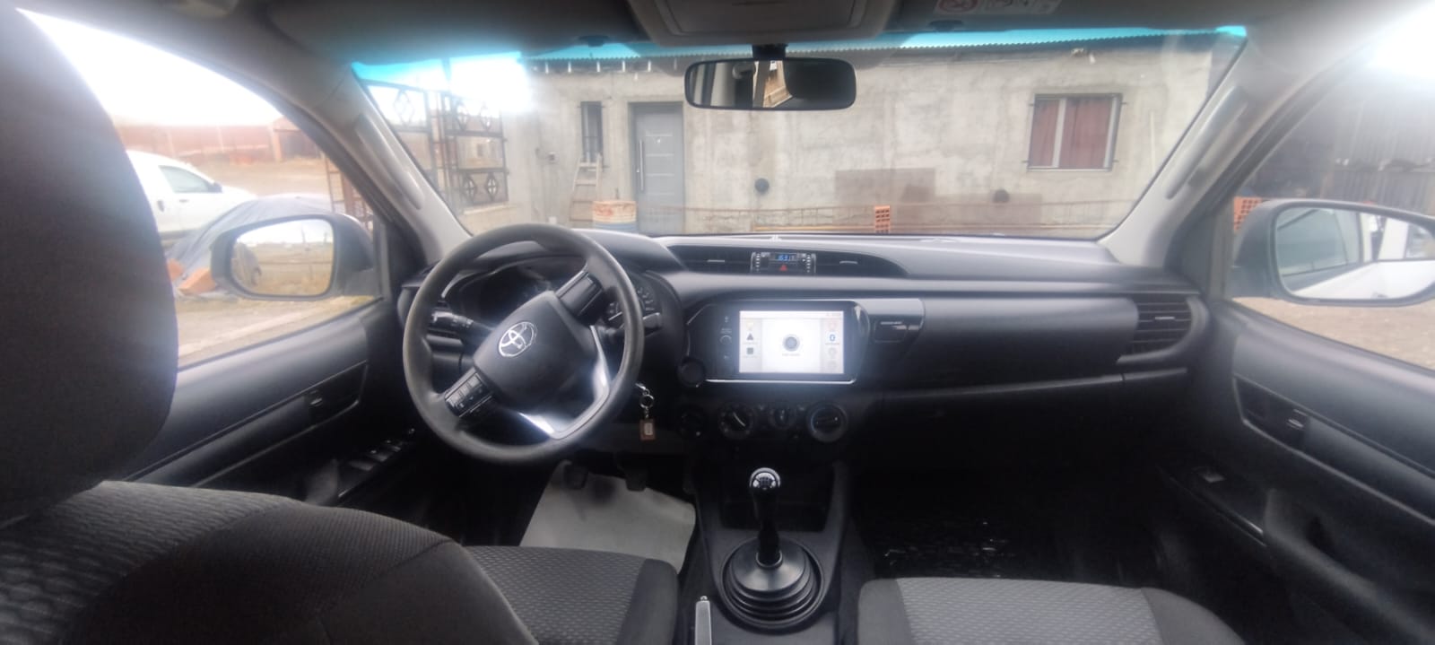 Toyota HILUX 4X4 DC DX 2.4 TDI 6 MT
