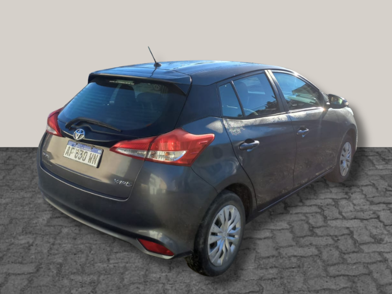 Toyota YARIS XS 1.5 6M/T 5P