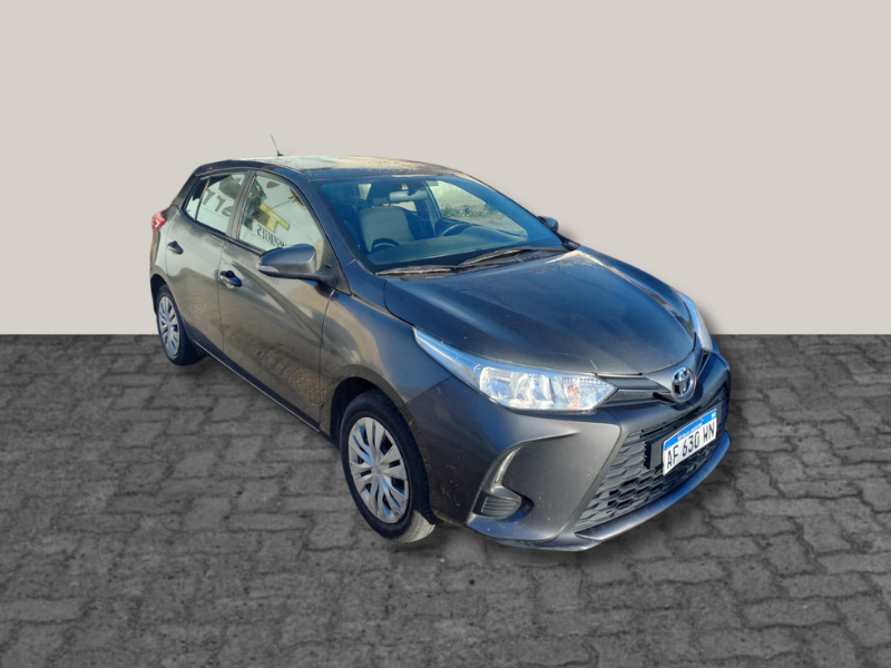 Toyota YARIS XS 1.5 6M/T 5P