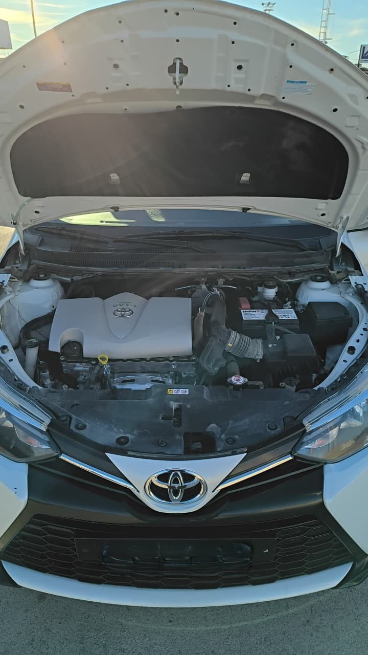Toyota YARIS XLS 1.5 6M/T 4P