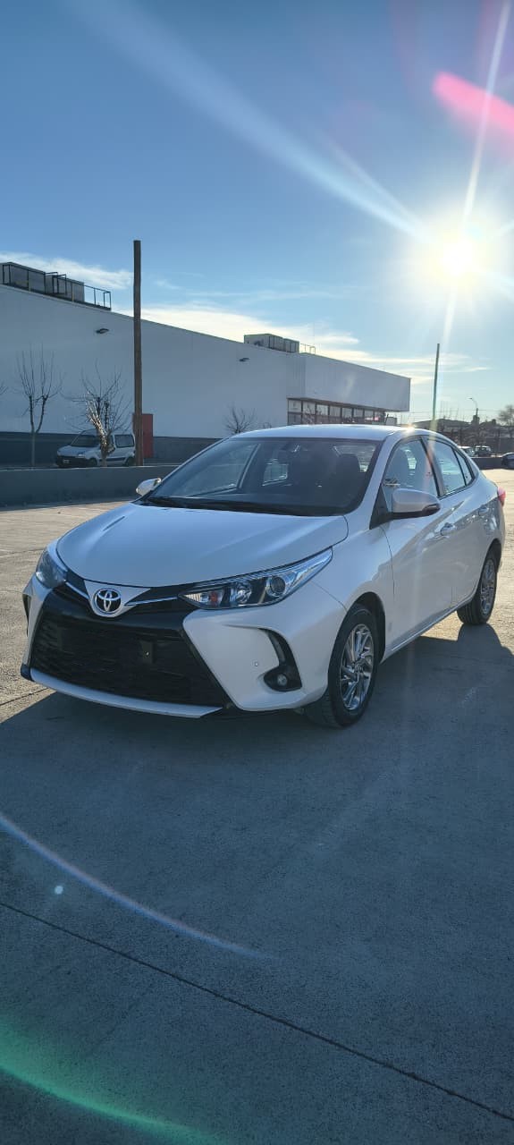 Toyota YARIS XLS 1.5 6M/T 4P