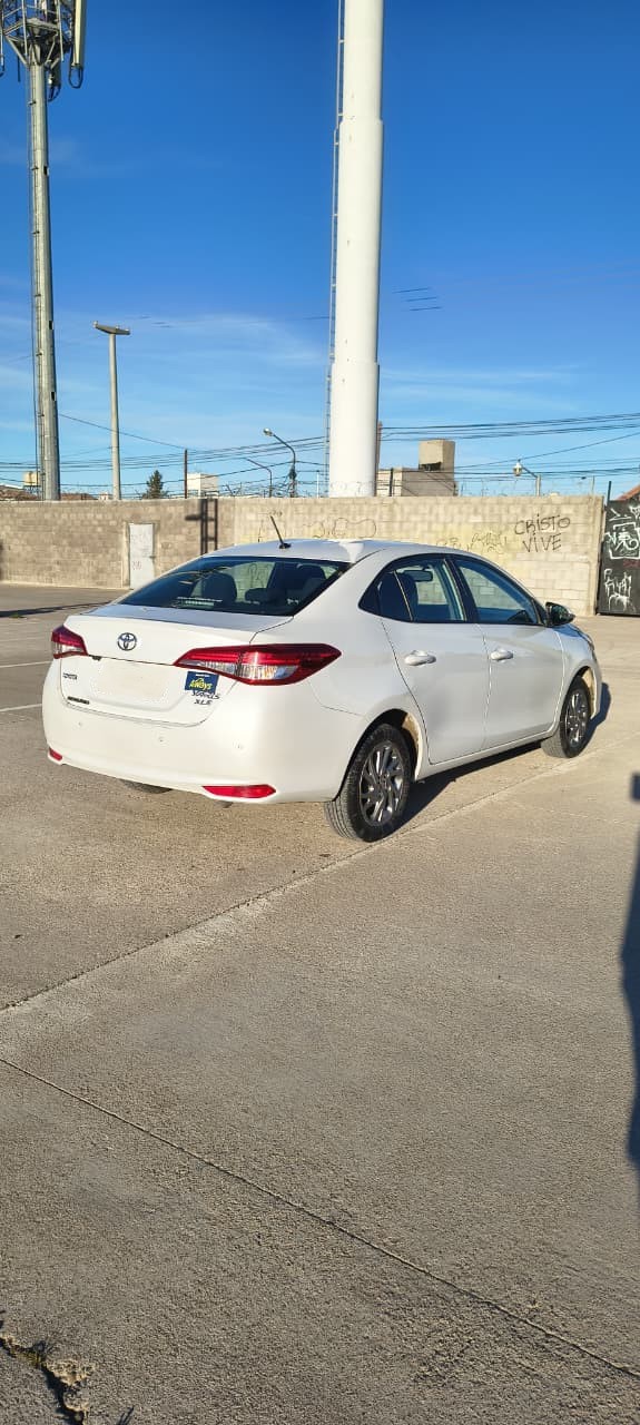 Toyota YARIS XLS 1.5 6M/T 4P