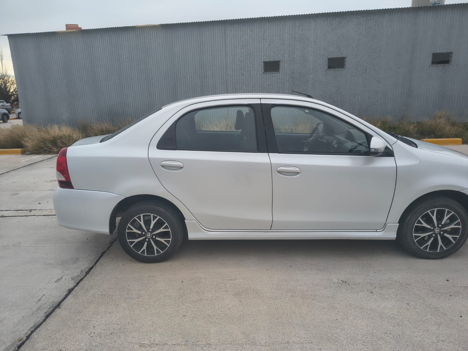 Toyota ETIOS XLS PACK 1.5 4A/T 4P