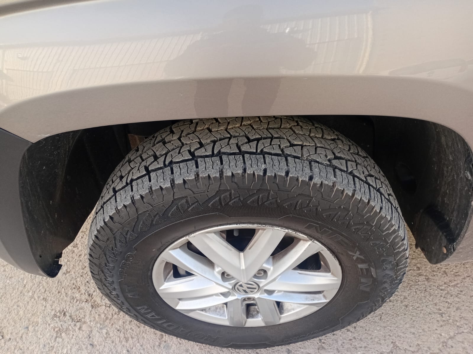 VOLKSWAGEN AMAROK TRENDLINE 4X4 2.0L TDI 140 CV
