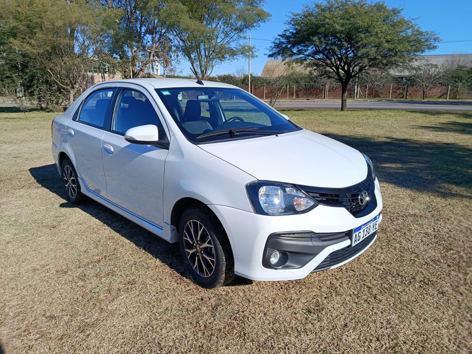 Toyota ETIOS XLS PACK 1.5 4A/T 4P
