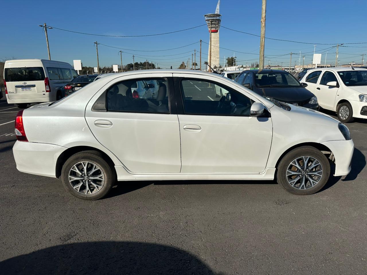 Toyota ETIOS XLS PACK 1.5 4A/T 4P
