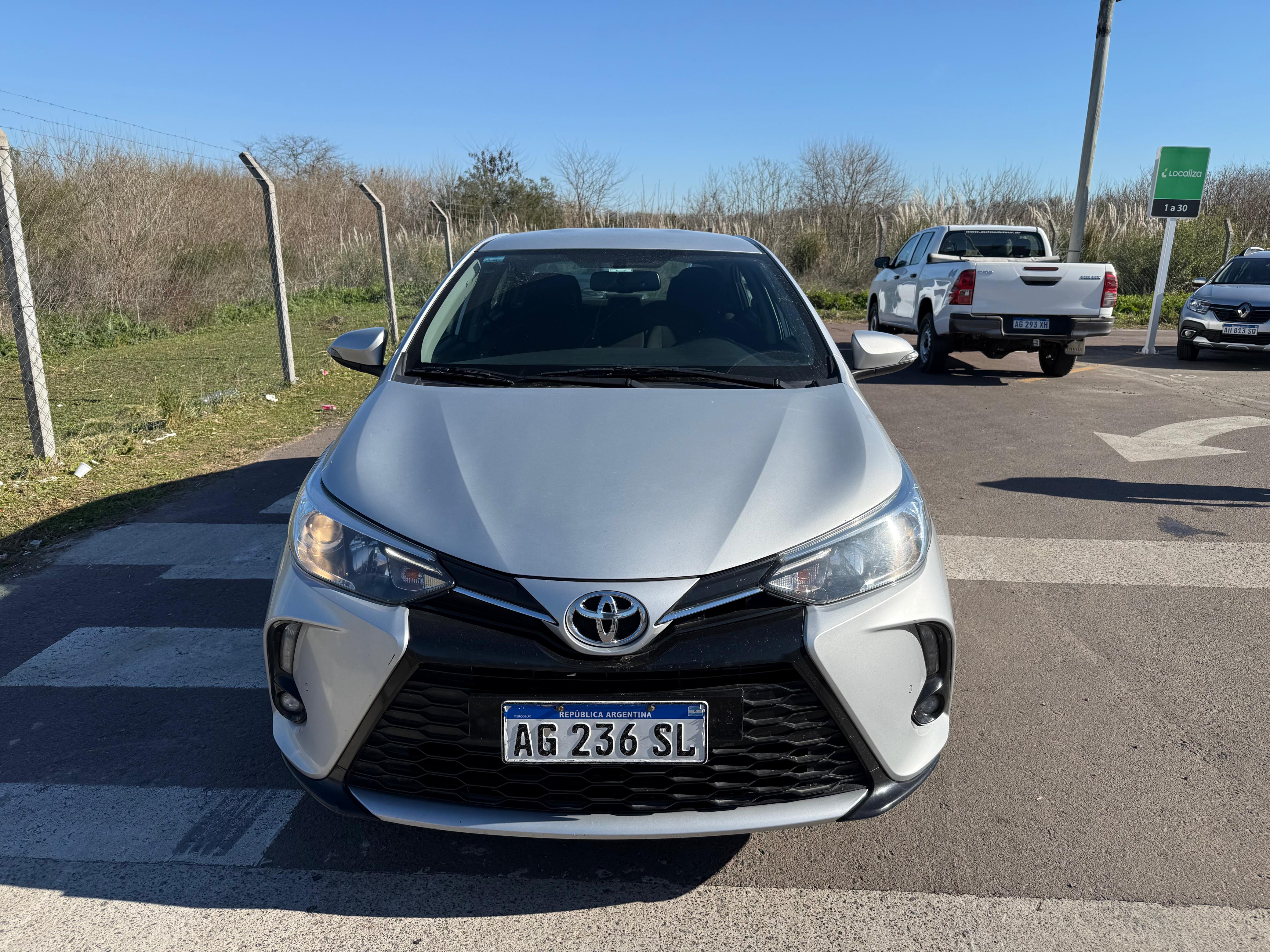 Toyota YARIS XLS 1.5 6M/T 4P