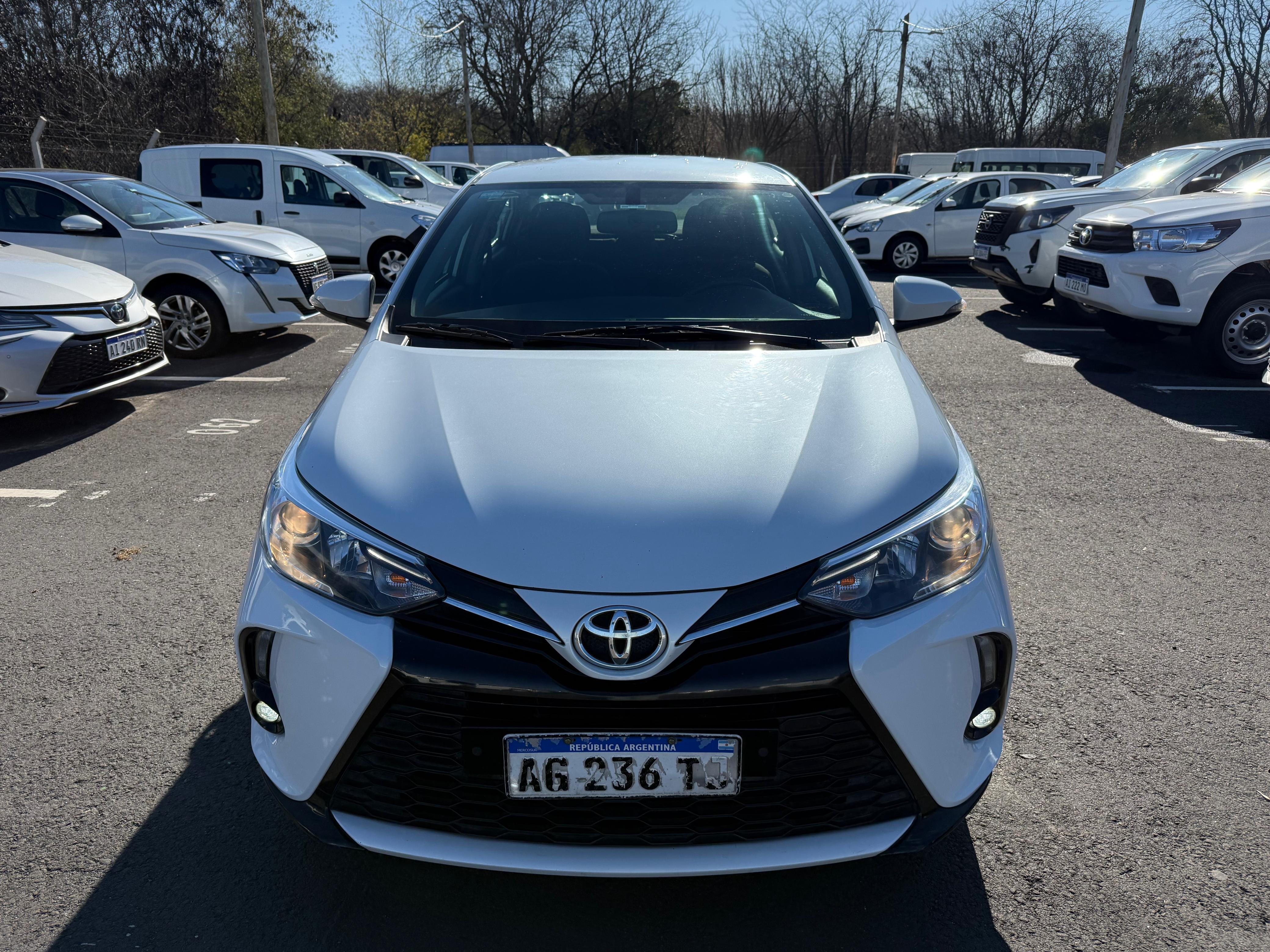 Toyota YARIS XLS 1.5 6M/T 4P