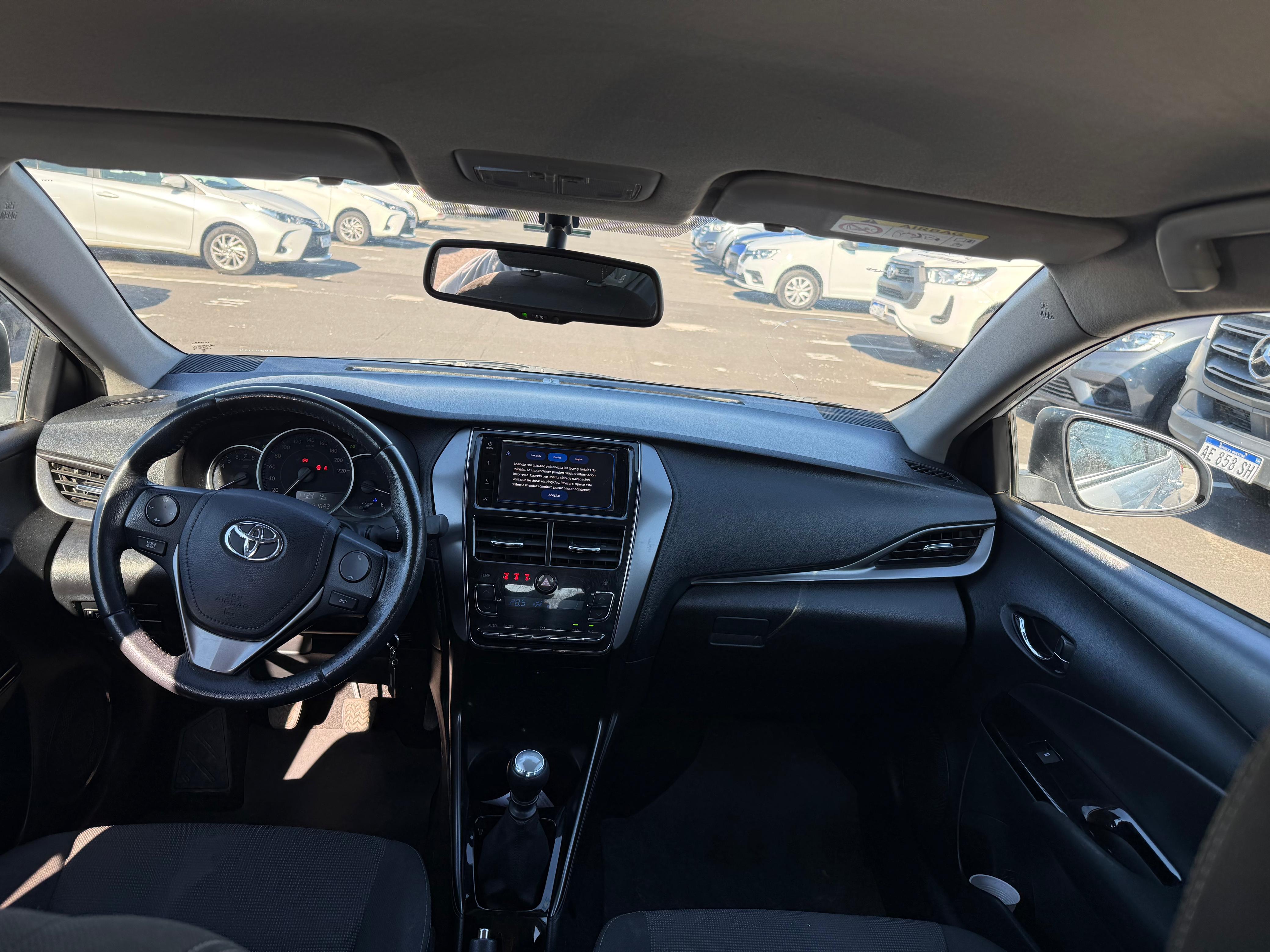 Toyota YARIS XLS 1.5 6M/T 4P