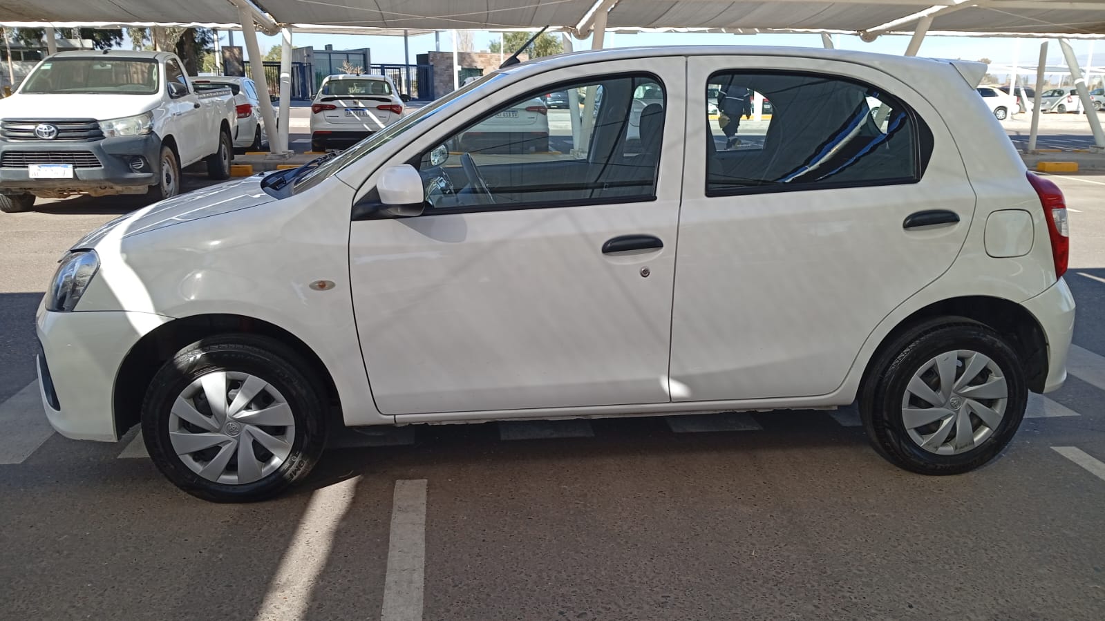 Foto de Toyota ETIOS X 1.5 6M/T 5P